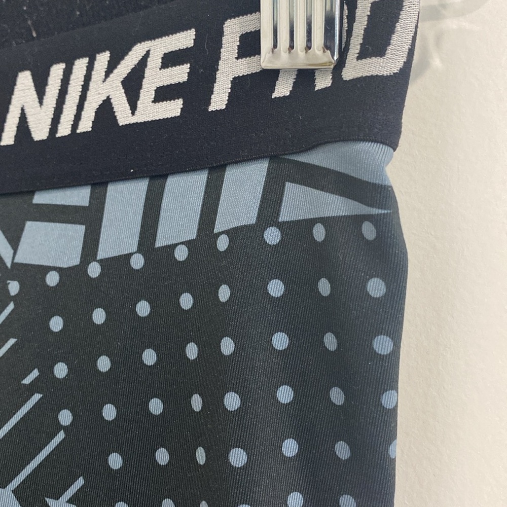 Nike Pro Core Patchwork Printed Training Capris |… - image 4